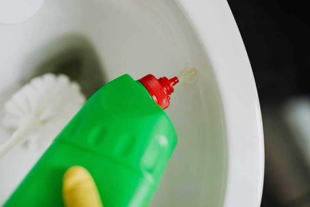 Pet cleaning tips for pet owners 5 pexels karolina grabowska 4239087
